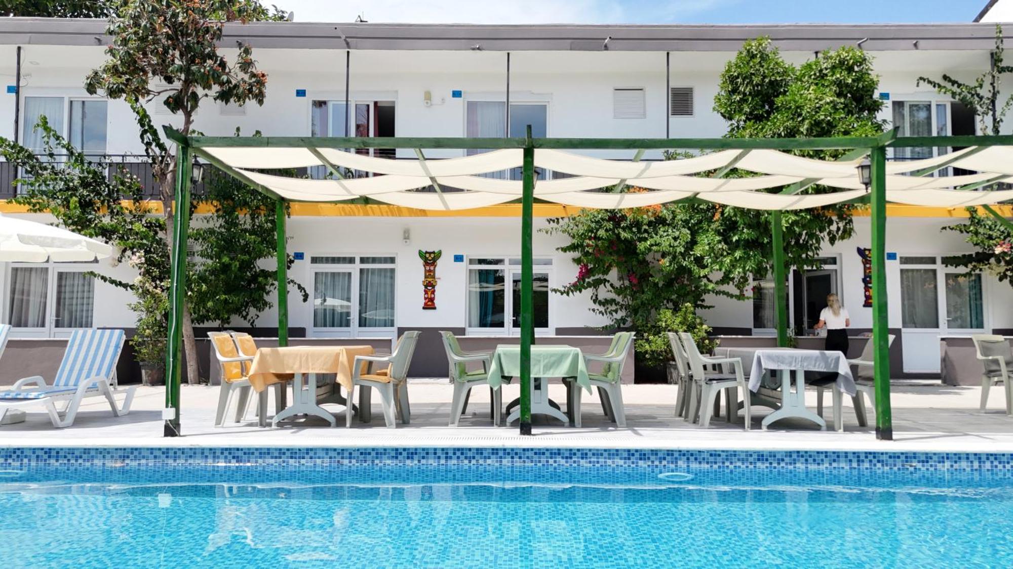 Hillside Apart Hotel Exterior foto